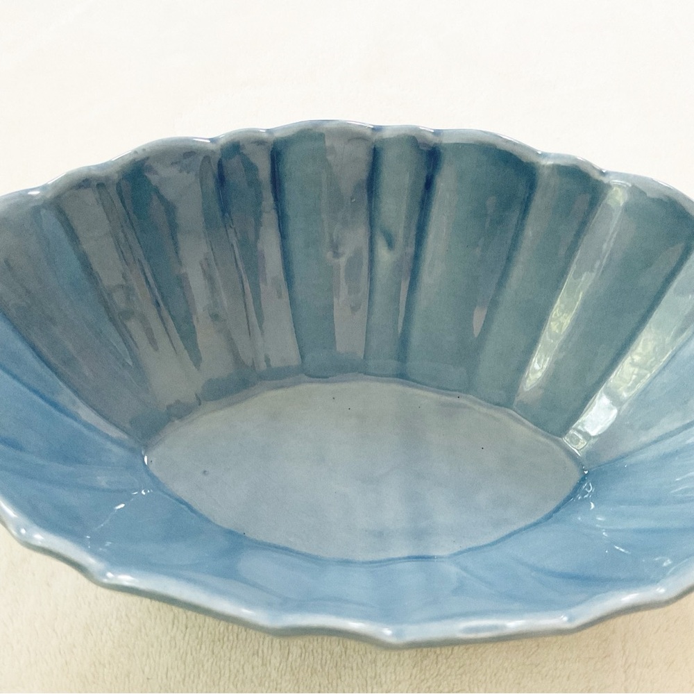 Vintage Blue Glazed Ceramic Centerpiece Bowl Leaf Handle MCM Console Bowl - Picture 6 of 16